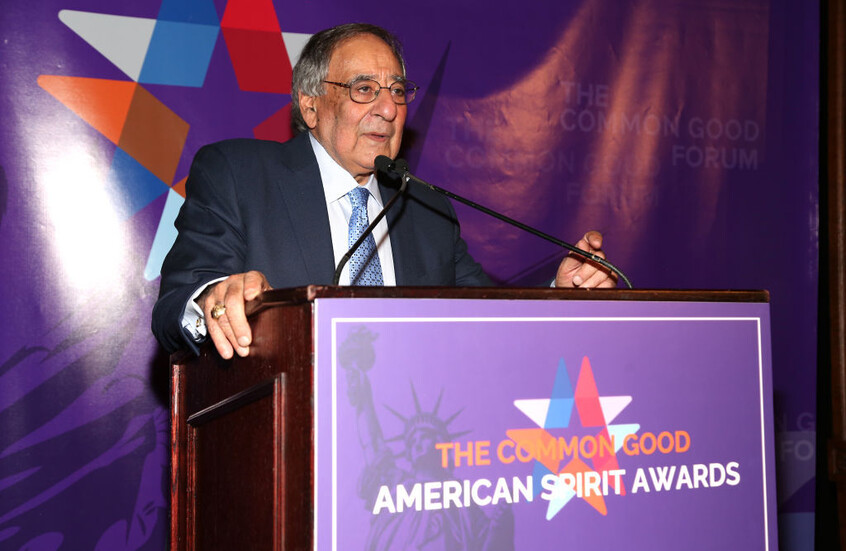 المدير السابق لوكالة المخابرات المركزية الأمريكية CIA ليون بانيتا