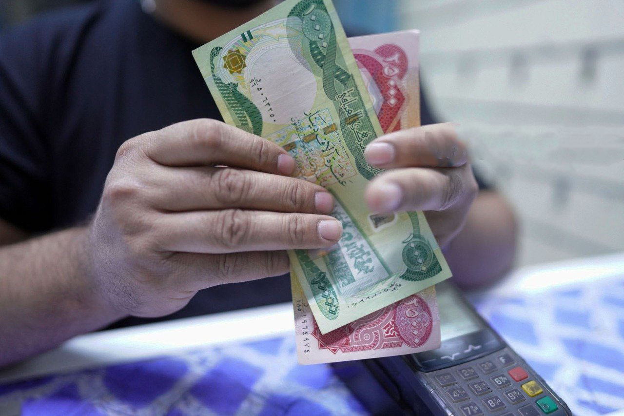 توزيع رواتب المتقاعدين لشهر حزيران