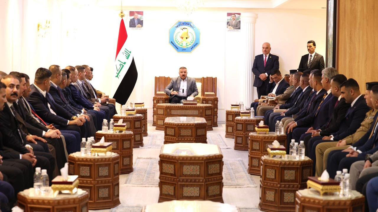 وزير الداخلية عبد الأمير الشمري، كرم فريق العمل الأمني المشترك