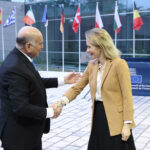 نائب رئيس مجلس الوزراء ووزير الخارجية اليد فؤاد حسين، التقى نائب رئيس المفوضية الأوروبية